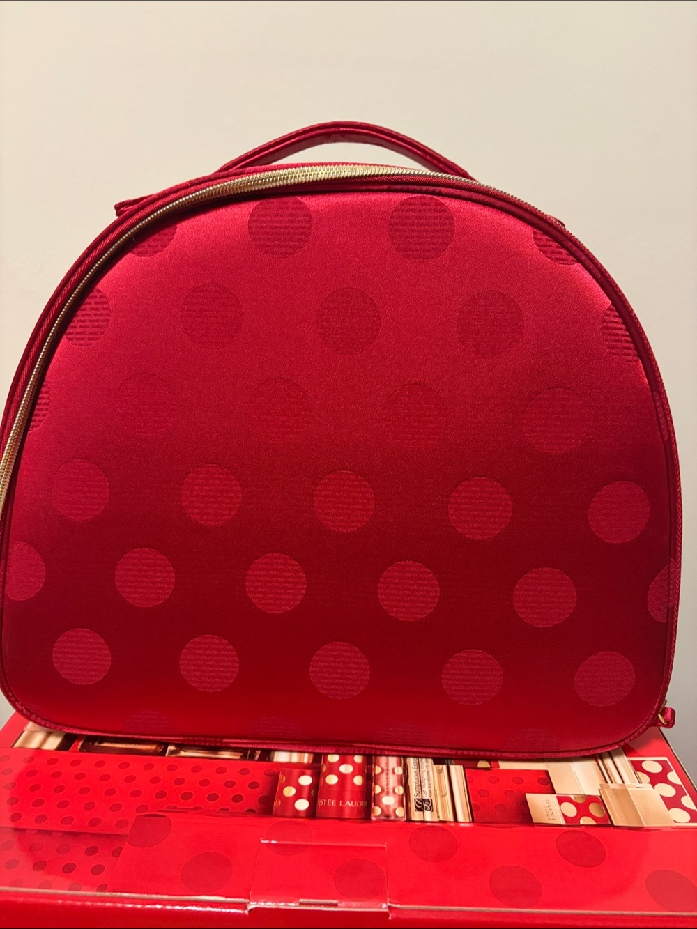 Estée Lauder Red Polka Dot Cosmetic Carry Case - Women Bags